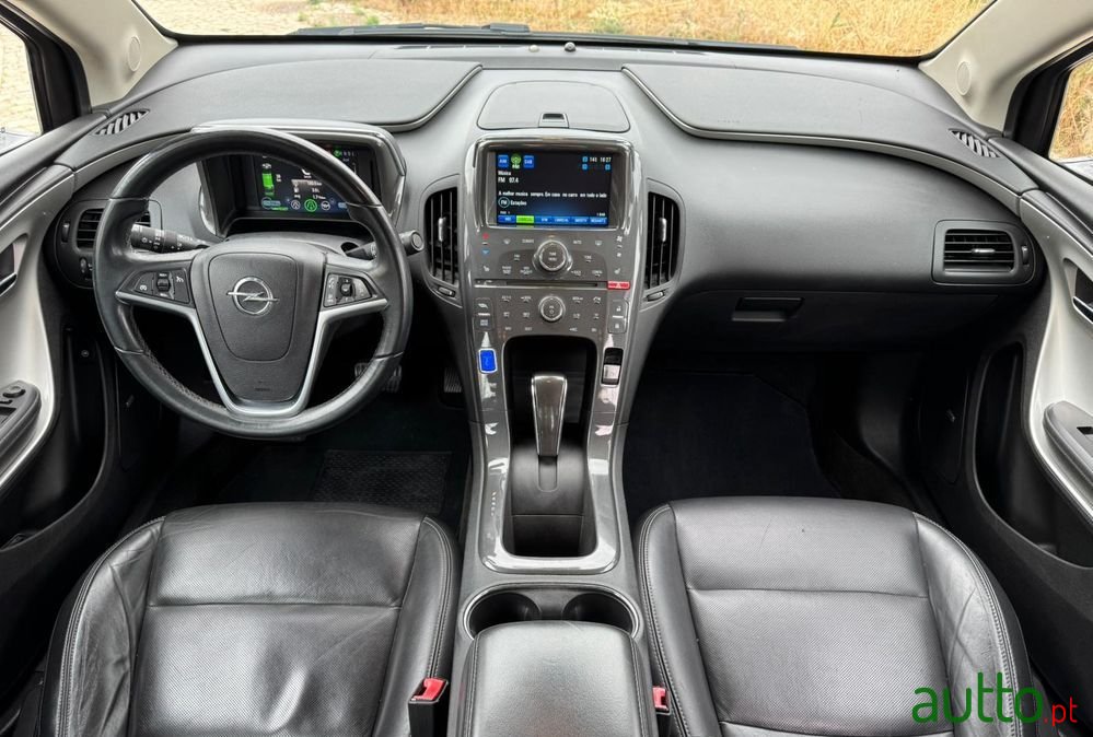 2012' Opel Ampera 1.4 Ecotec Executive photo #2