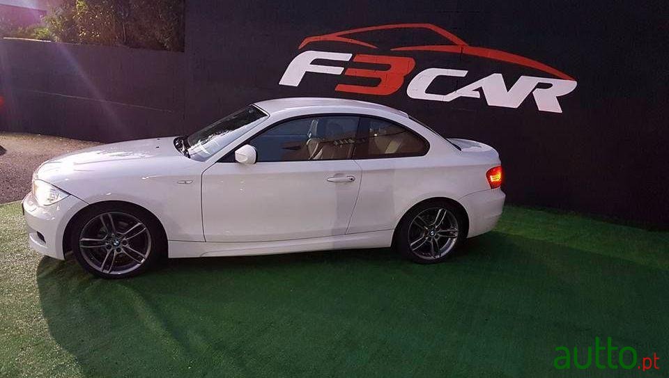 2013' BMW 118 photo #2