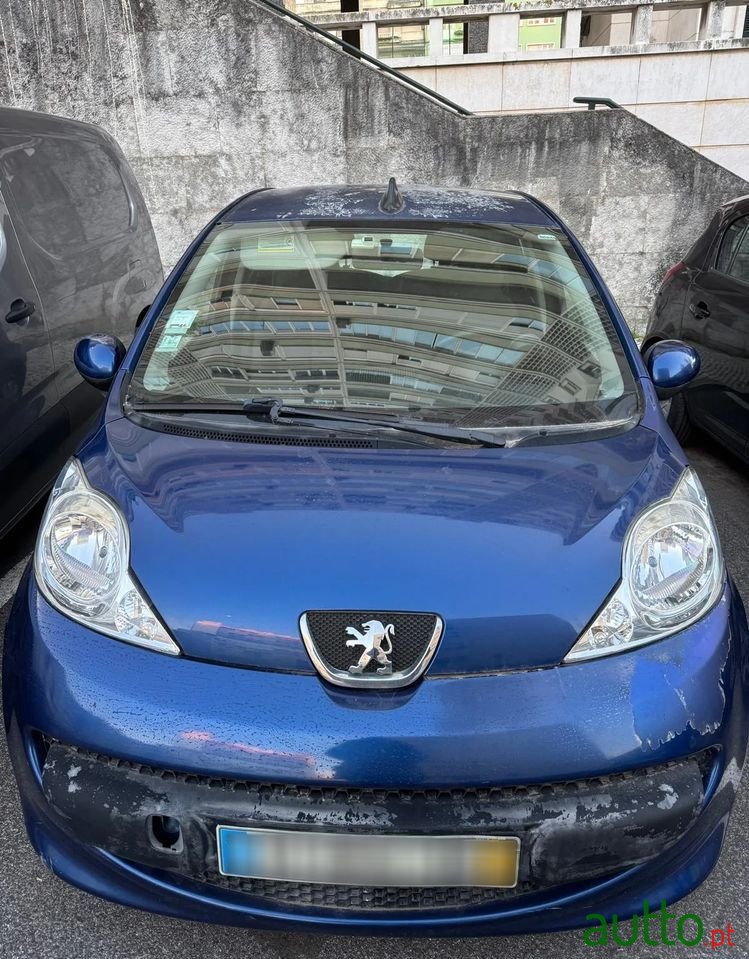 2006' Peugeot 107 photo #3