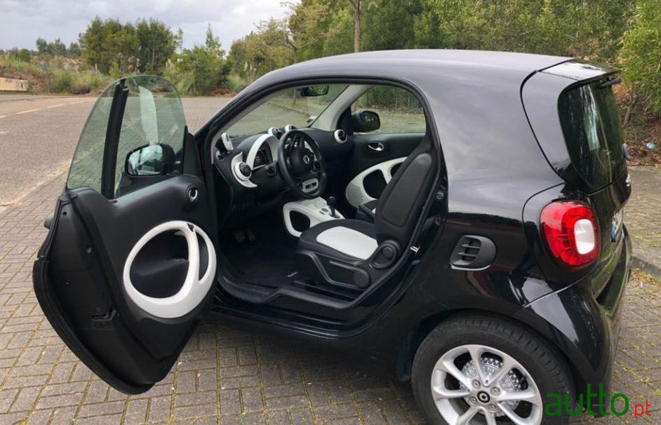 2015' Smart Fortwo Passion 71Cv photo #1