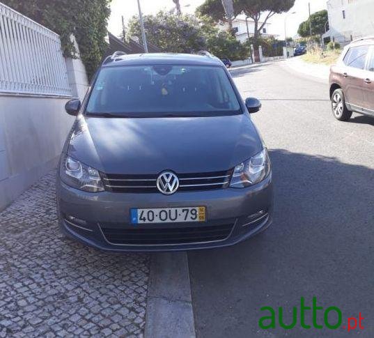 2014' Volkswagen Sharan photo #4