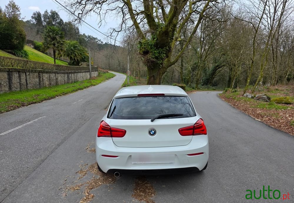 2016' BMW Série 1 photo #2