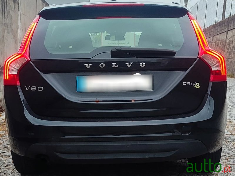 2012' Volvo V60 photo #3