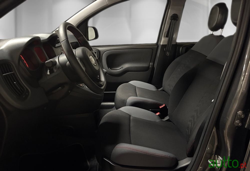 2018' Fiat Panda 1.2 S&S Pop photo #4