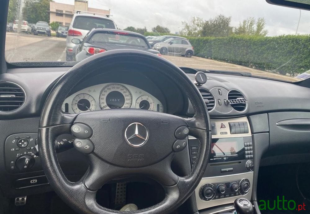 2007' Mercedes-Benz 220 photo #3