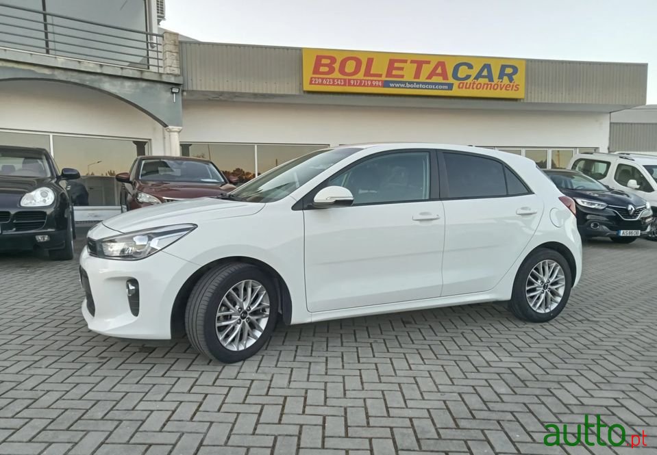 2019' Kia Rio photo #1