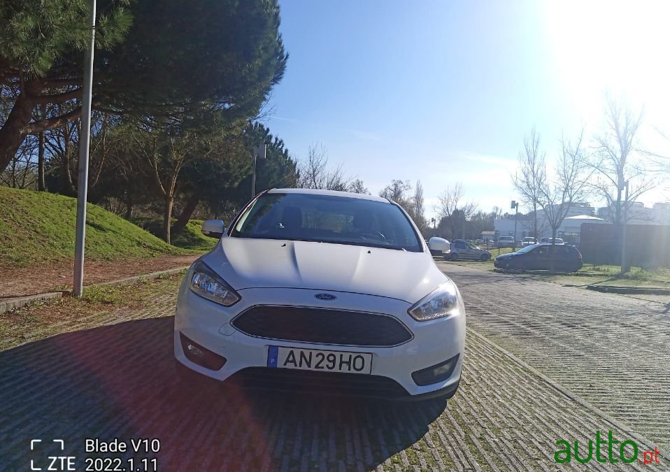 2018' Ford Focus photo #2