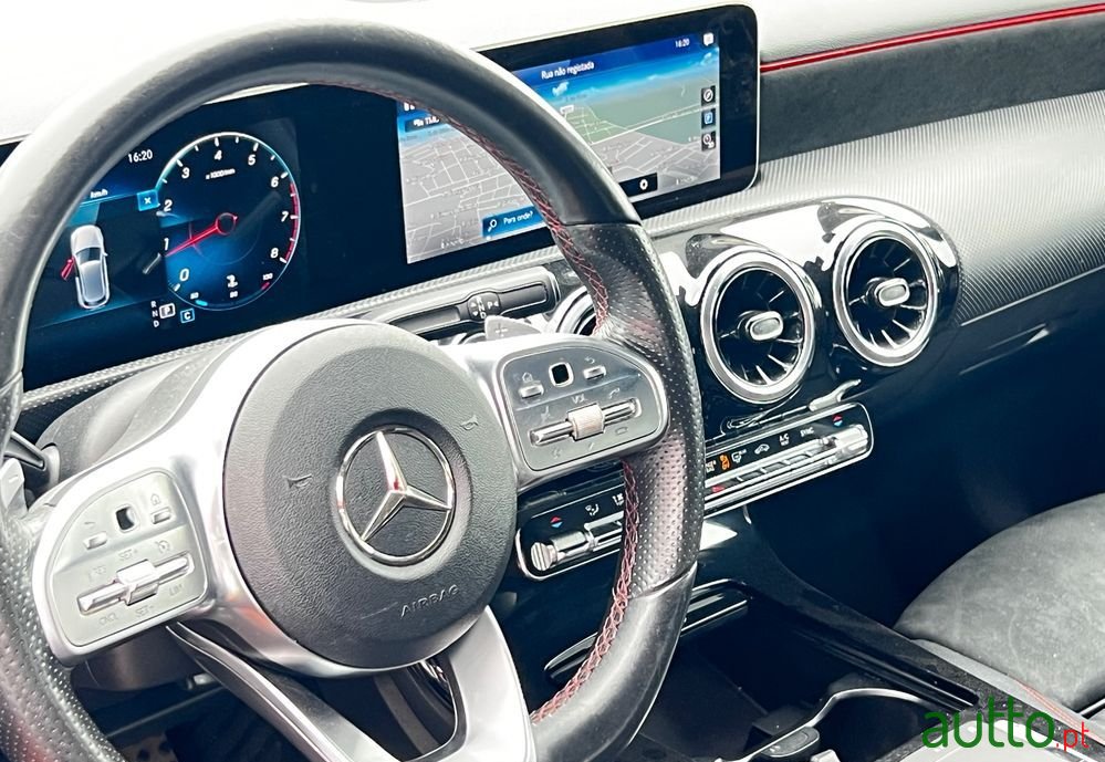 2019' Mercedes-Benz Classe A photo #6