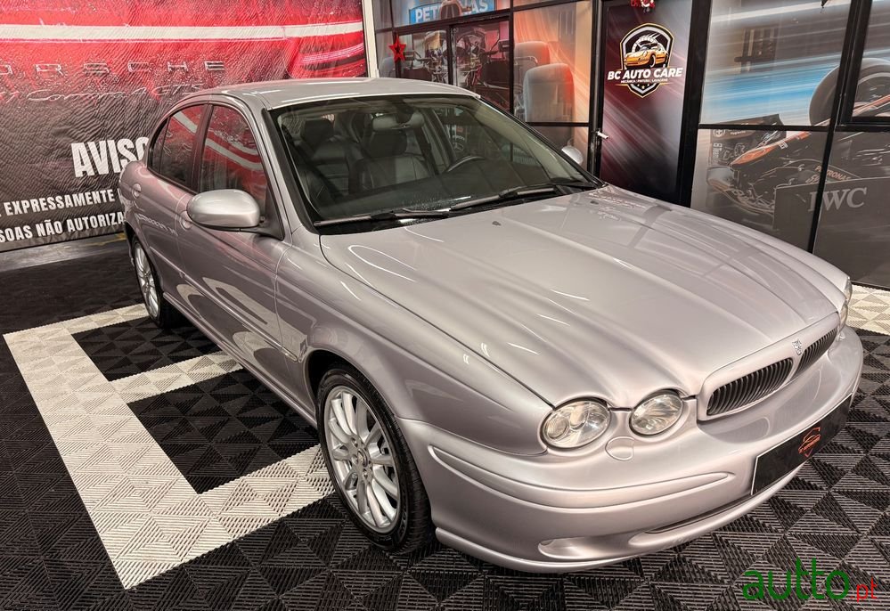 2006' Jaguar X-Type 2.2 D Executive photo #2
