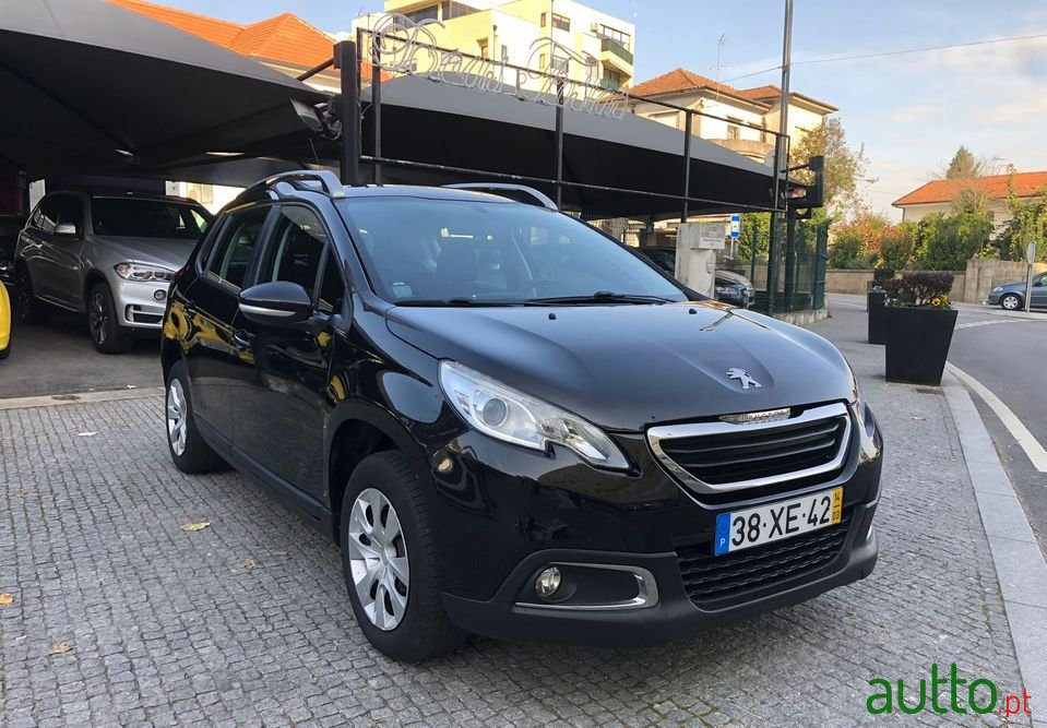2014' Peugeot 2008 photo #1