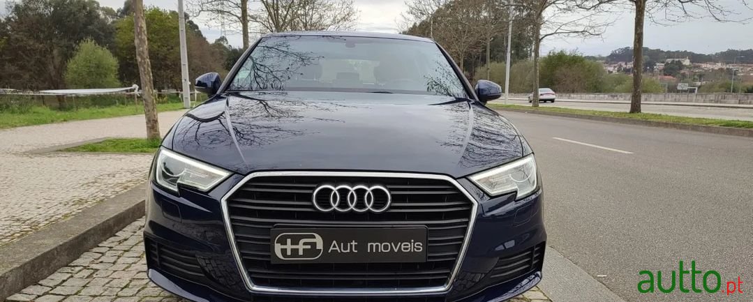 2017' Audi A3 Sportback photo #1