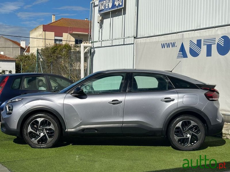 2022' Citroen C4 photo #3