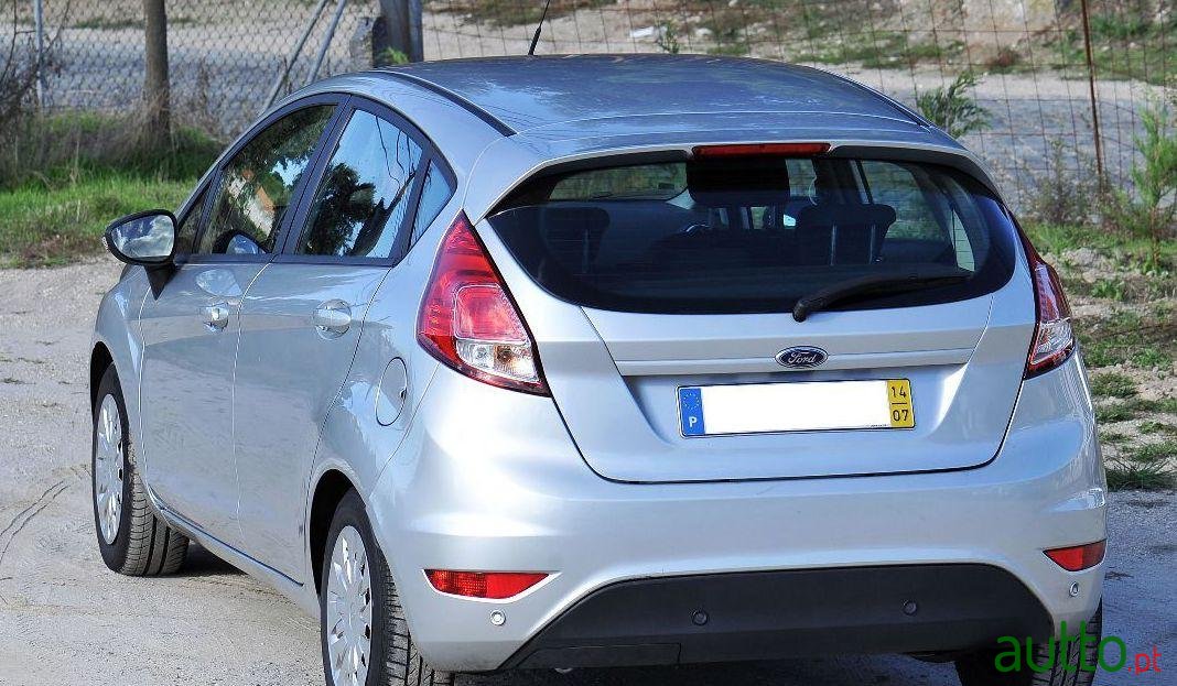 2014' Ford Fiesta 1.6 Tdci photo #3