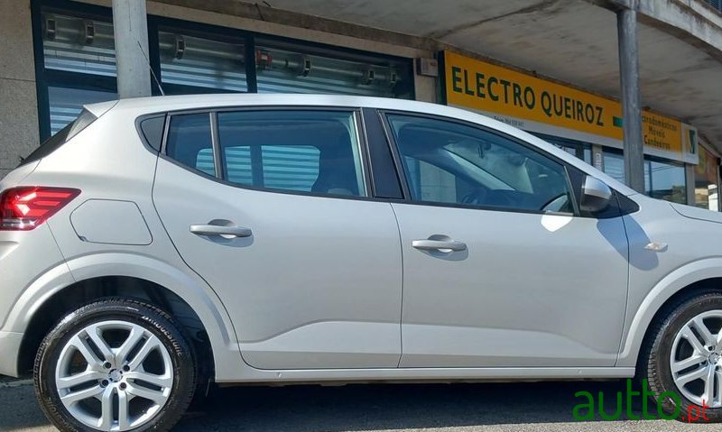 2021' Dacia Sandero photo #6