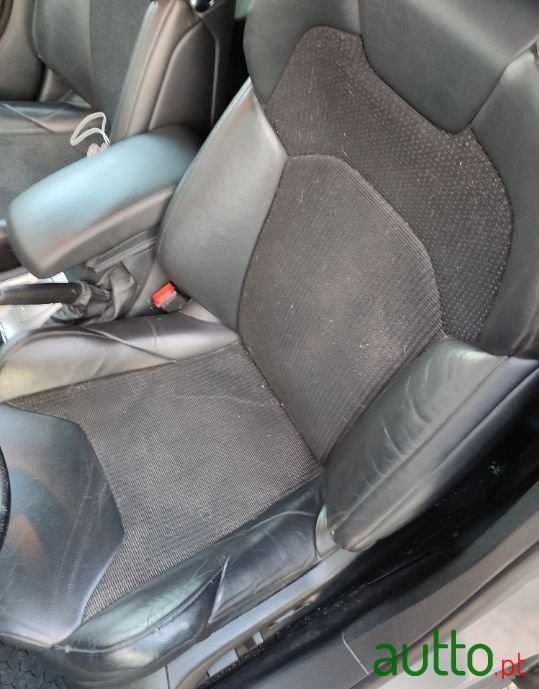 2010' Citroen C5 Tourer photo #5