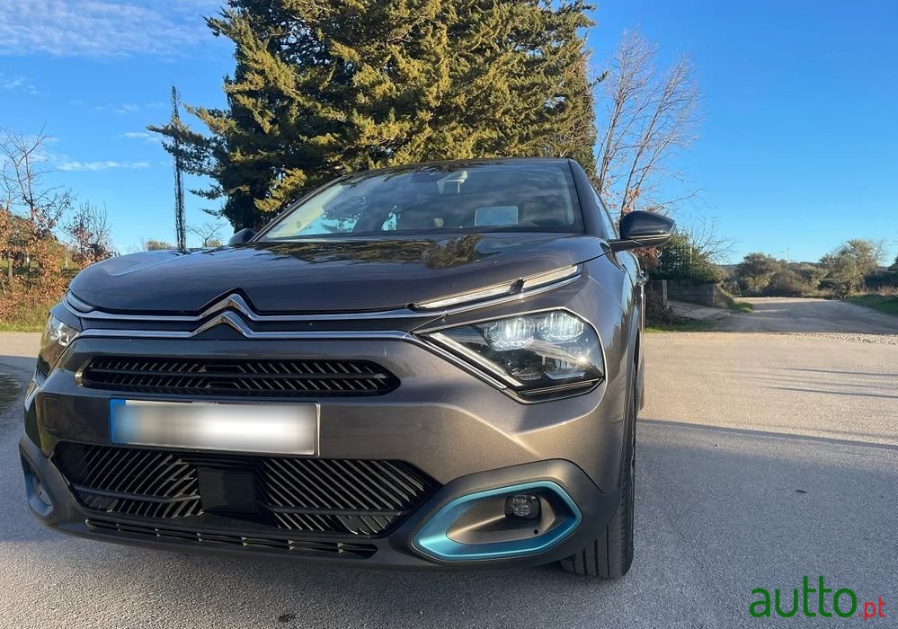 2022' Citroen E-C4 Feel Pack photo #2