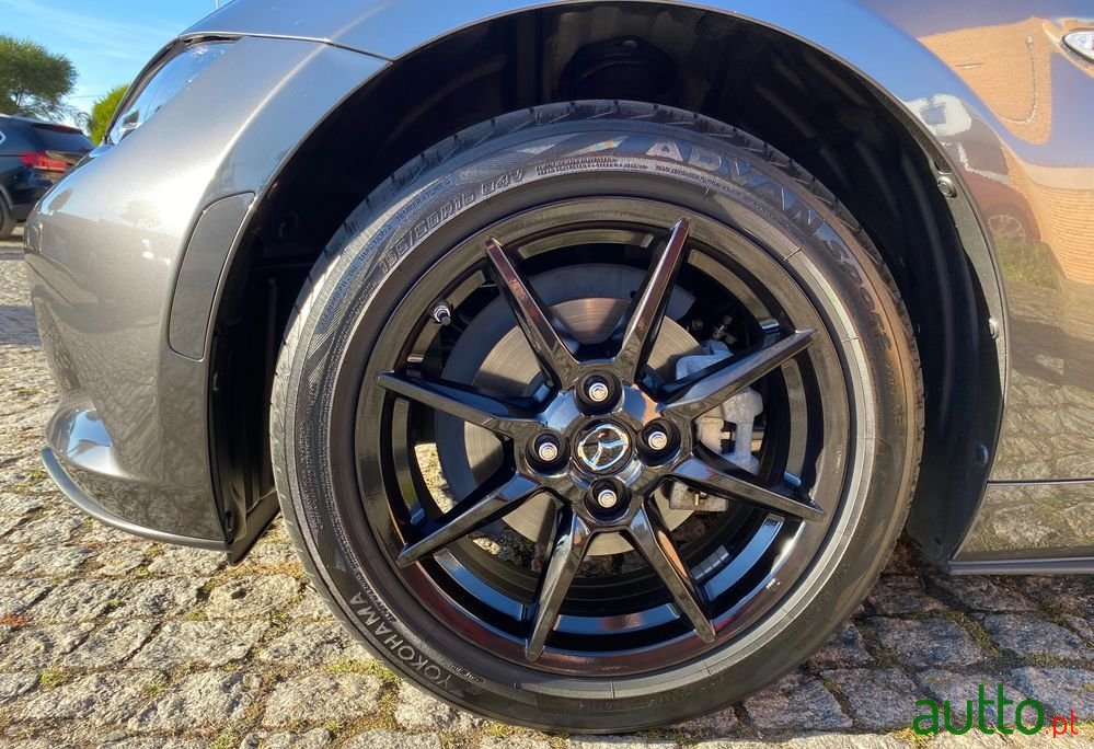 2019' Mazda MX-5 photo #6
