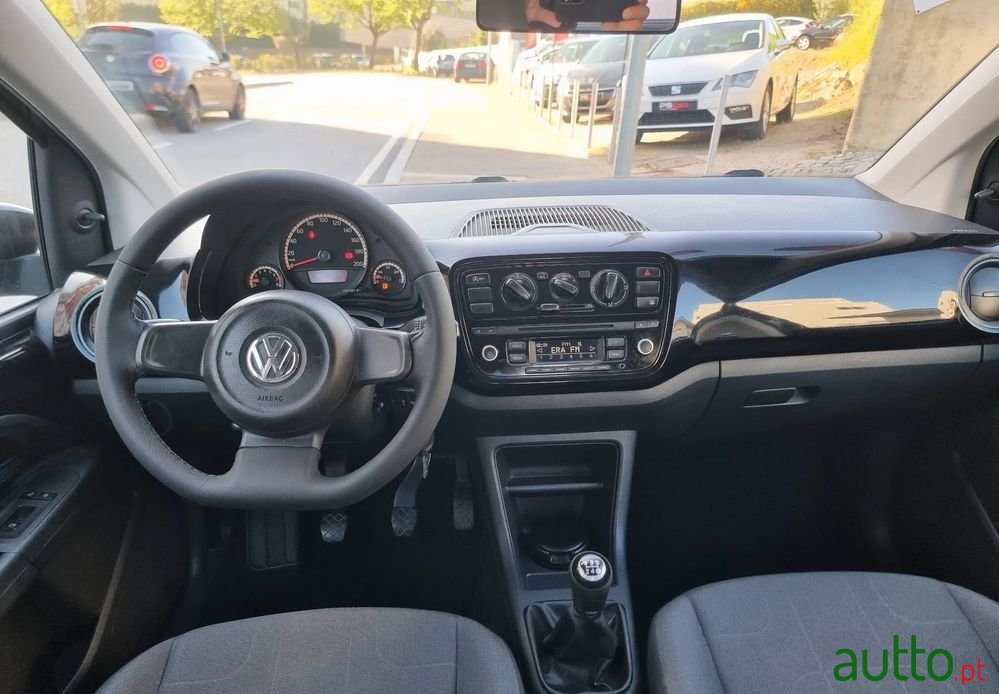 2013' Volkswagen Up! photo #3