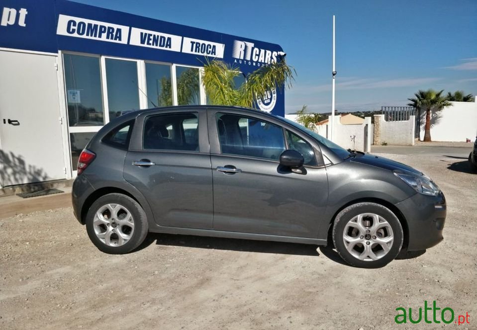 2013' Citroen C3 Seduction photo #3