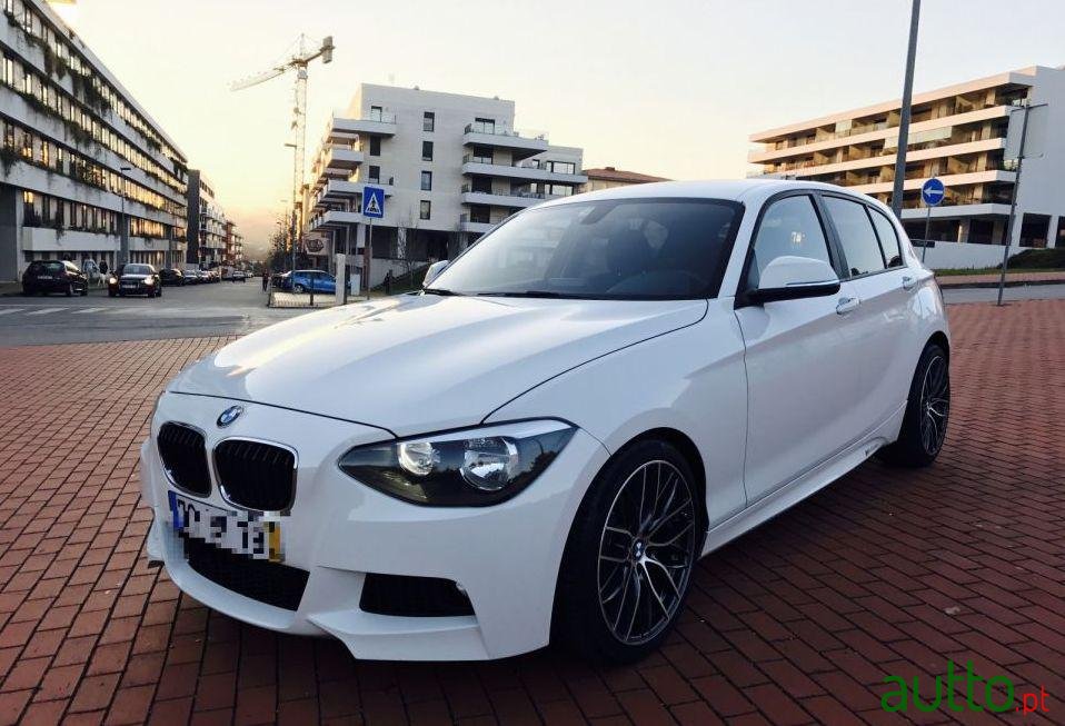 2013' BMW 120 D Pack M photo #1