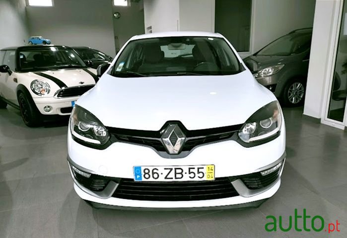 2014' Renault Megane photo #3