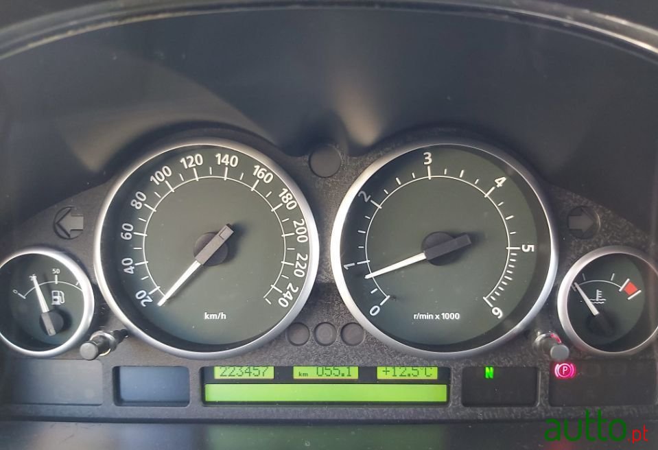 2003' Land Rover Range Rover photo #3