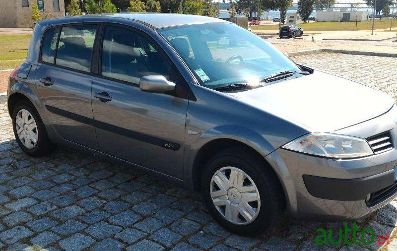 2005' Renault Megane photo #5