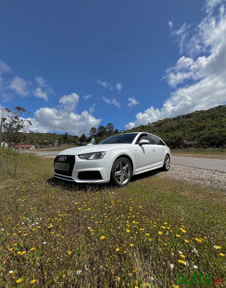 2018' Audi A4 Avant photo #3