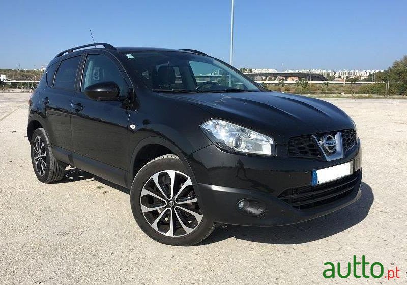 2013' Nissan Qashqai photo #1