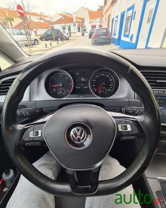 2015' Volkswagen Golf Automático photo #3