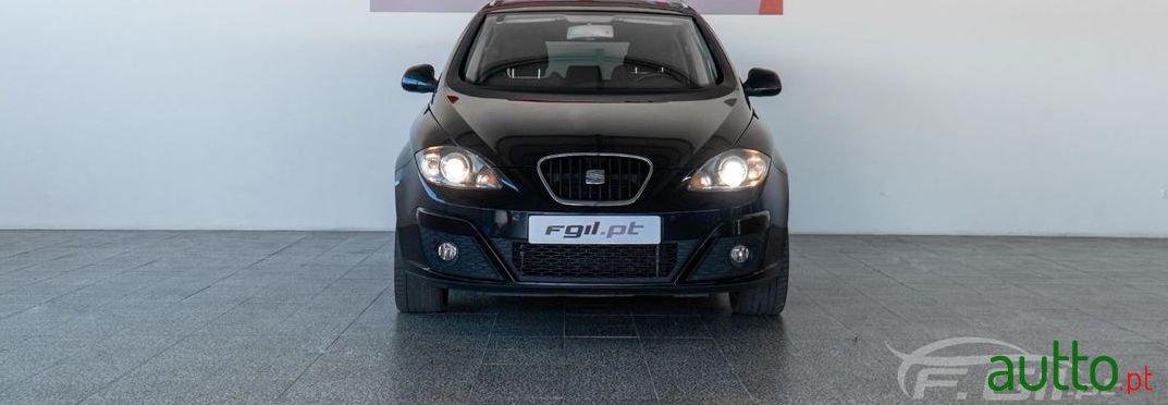 2010' SEAT Altea photo #2