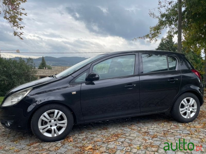 2010' Opel Corsa photo #2