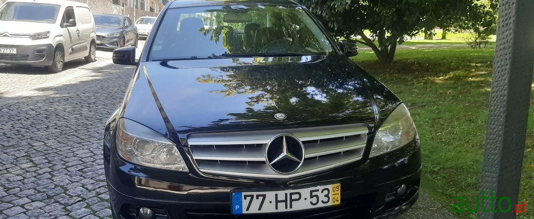 2009' Mercedes-Benz C-200 photo #3