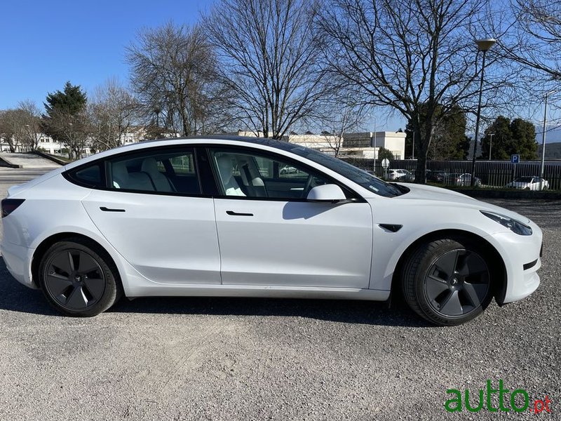 2022' Tesla Model 3 photo #3