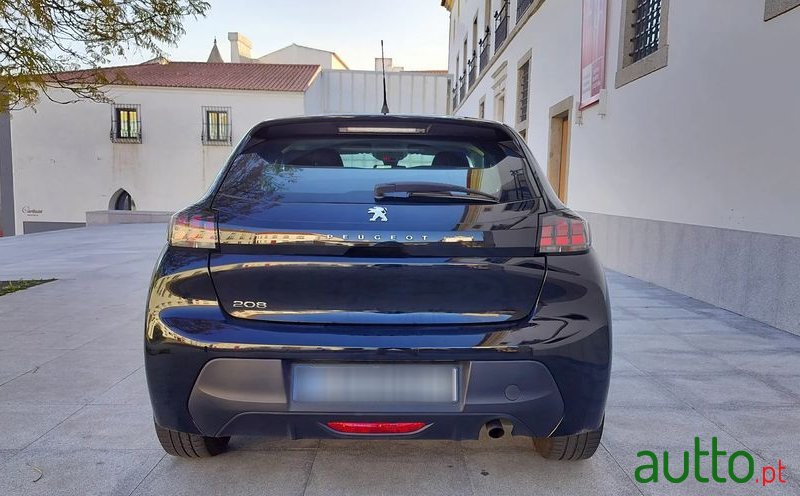 2020' Peugeot 208 1.2 Puretech Active photo #3