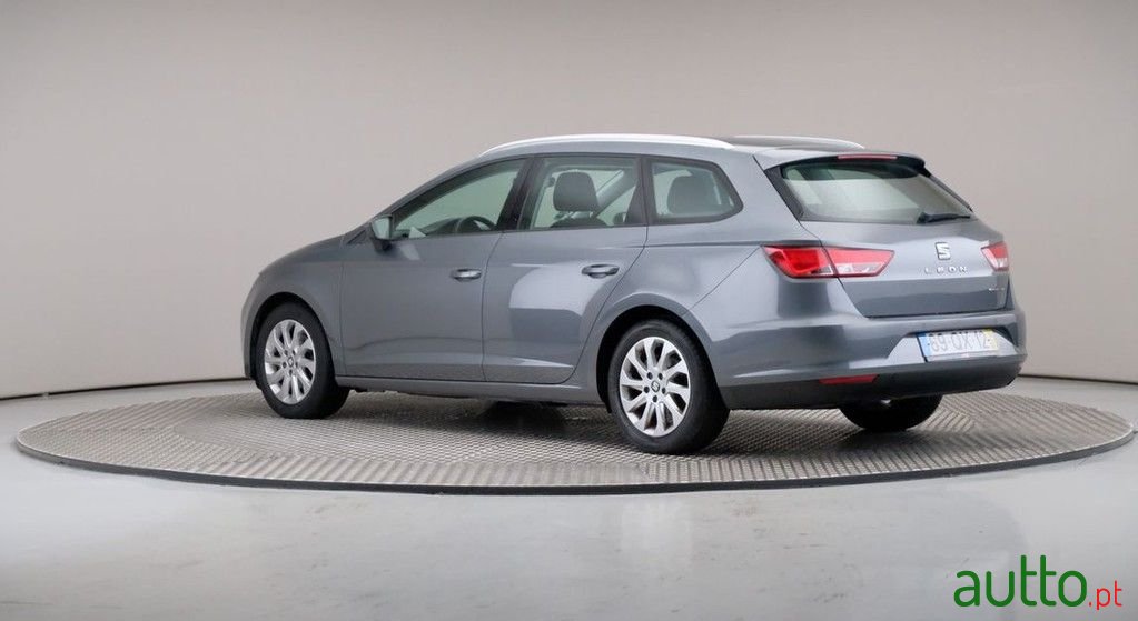 2016' SEAT Leon photo #2