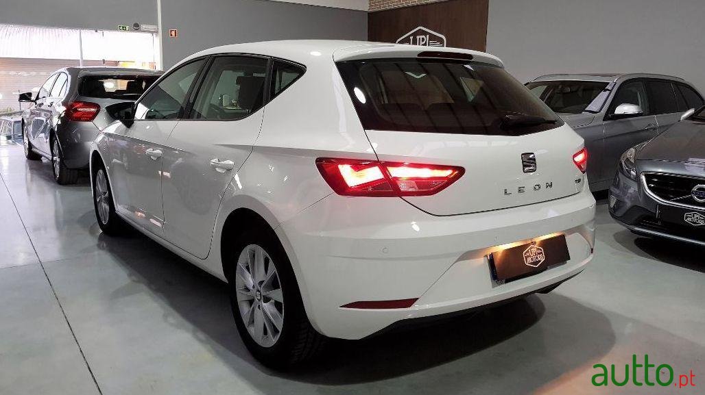 2017' SEAT Leon photo #4