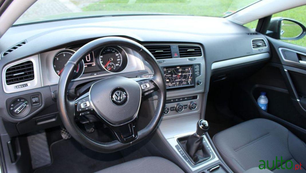 2016' Volkswagen Golf Variant photo #4