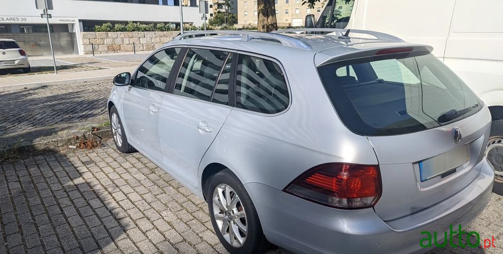 2012' Volkswagen Golf Variant photo #3