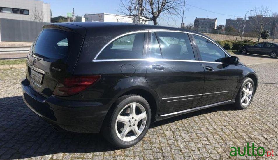 2006' Mercedes-Benz R-320 Cdi 4-Matic Longo photo #3