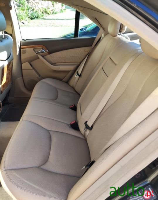 2002' Mercedes-Benz S-320 photo #5