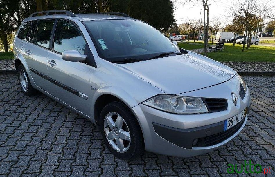 2006' Renault Megane Break photo #3