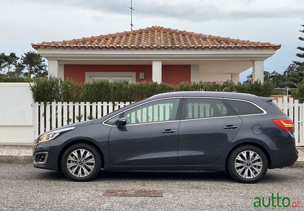 2018' Kia Ceed Sw photo #4