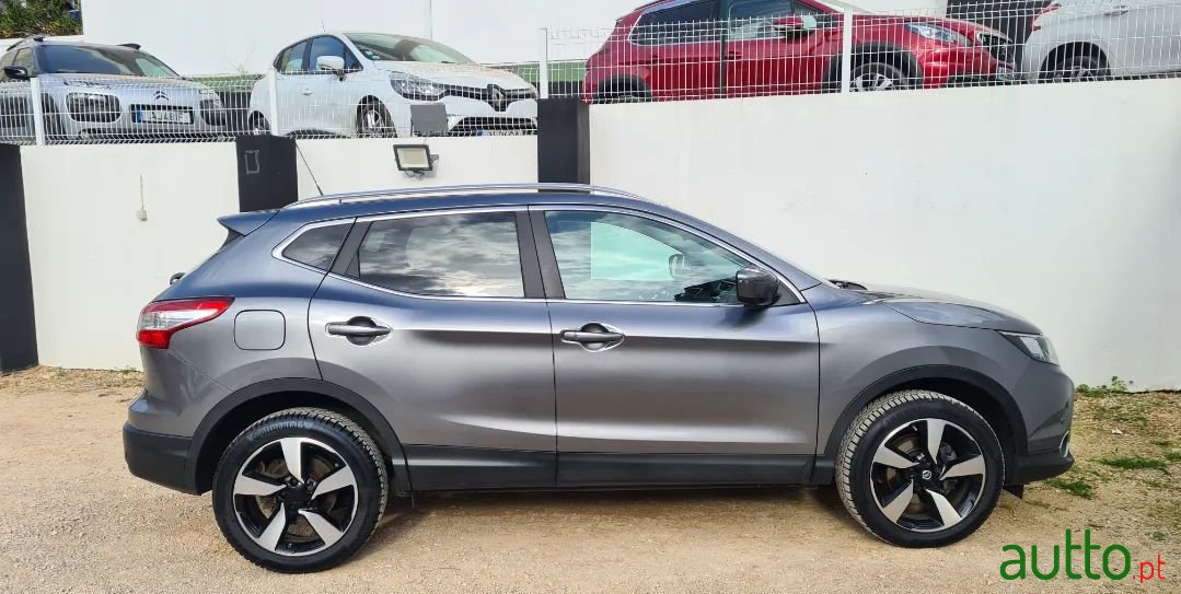 2017' Nissan Qashqai photo #4