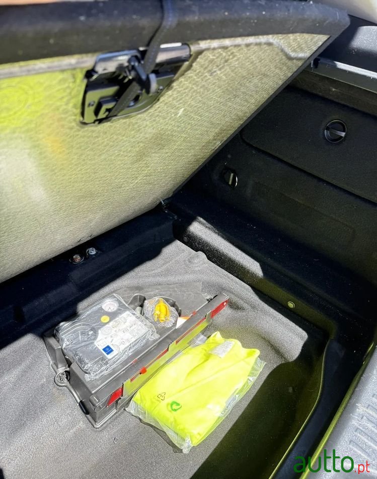 2015' Mercedes-Benz 180 photo #4