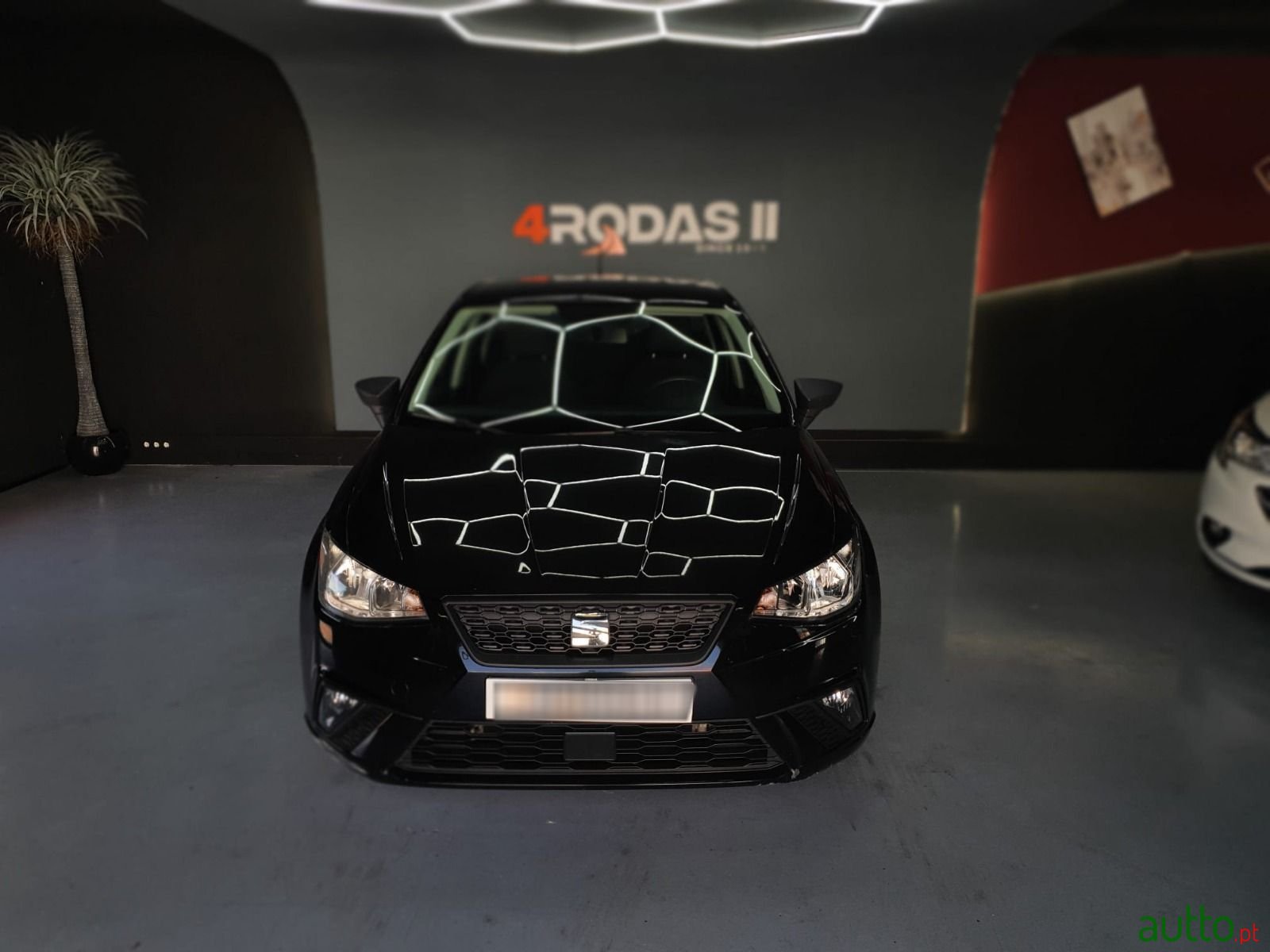 2019' SEAT Ibiza photo #2