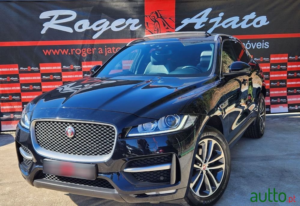 2017' Jaguar F-Pace 2.0 I4D R-Sport photo #1