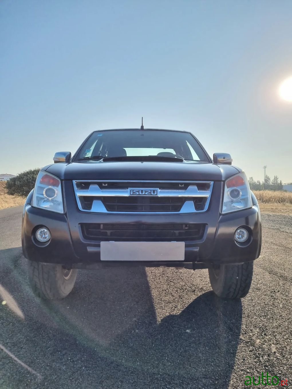 2012' Isuzu D-Max photo #1