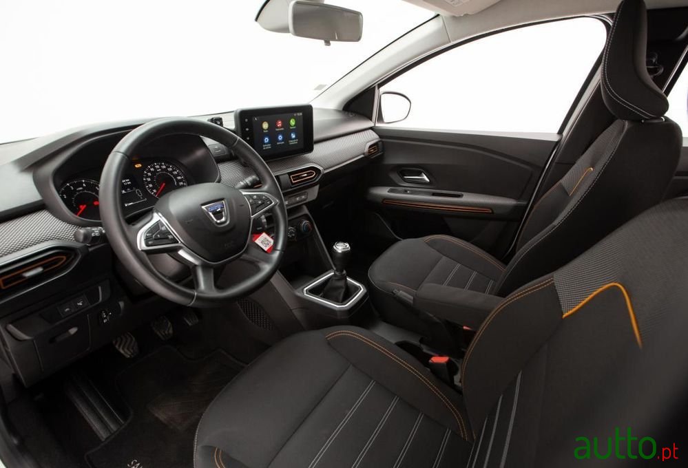 2022' Dacia Sandero photo #6
