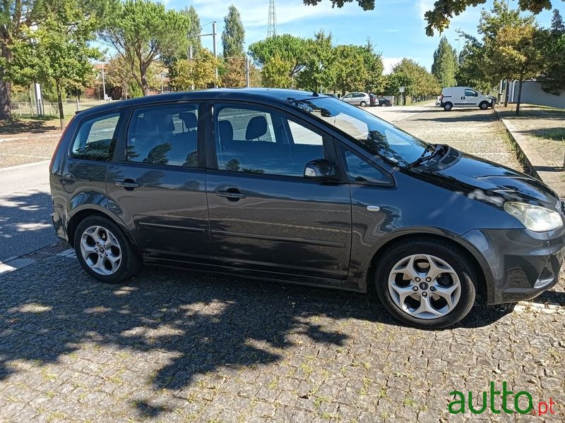 2009' Ford C-MAX photo #3